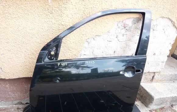 Peugeot 4007 Front door