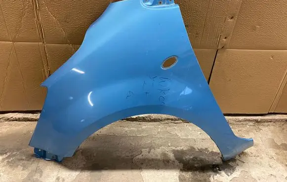 Opel Agila B Fender