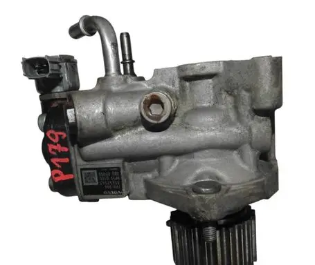 Volvo XC60 Fuel injection high pressure pump 31452143