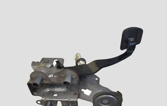 Renault Megane III Brake pedal 465010015R