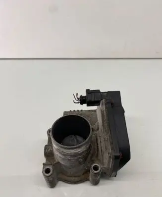 Skoda Fabia Mk2 (5J) Throttle valve 03D133062E 03G3060088