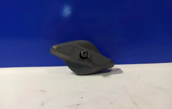 Volvo S60 Engine bonnet (hood) release handle 31457130 31299472