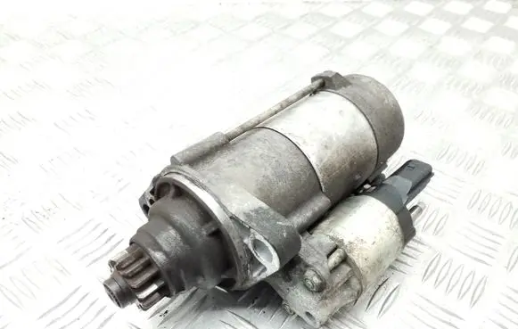 Volkswagen PASSAT B8 Starter motor 02Z911024B