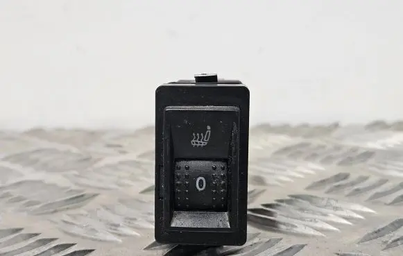 Skoda Superb B5 (3U) Seat heating switch 3U0963563