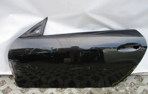 Door (2 Door Coupe)