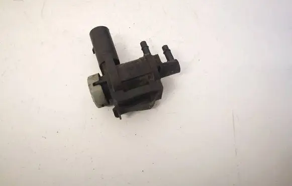 Skoda Octavia Mk3 (5E) Turbo solenoid valve 1K0906283A