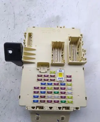Hyundai i40 Fuse module 919503Z020