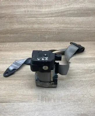 Mercedes-Benz S W220 Front seatbelt 2208600185