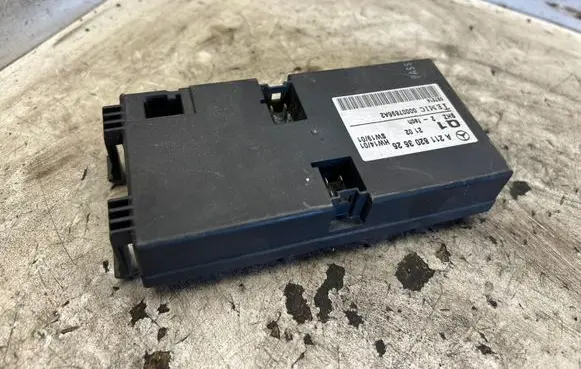 Mercedes-Benz E W211 Seat control module A2118203626