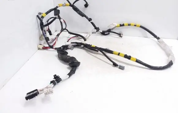 Toyota RAV 4 (XA40) Tailgate/trunk wiring harness 82184 42521 01200062