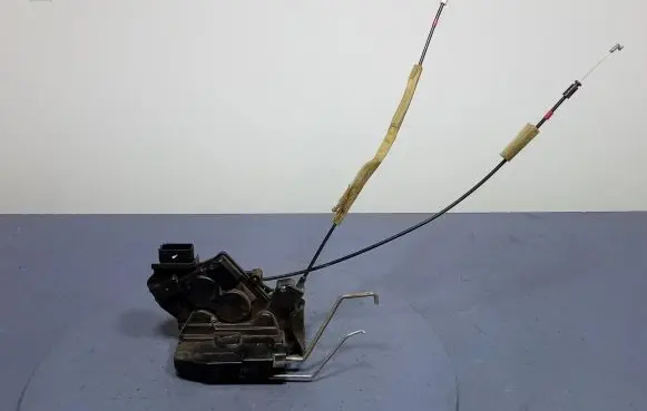 Mazda MX-5 NB Miata Front door lock B93-B95-L