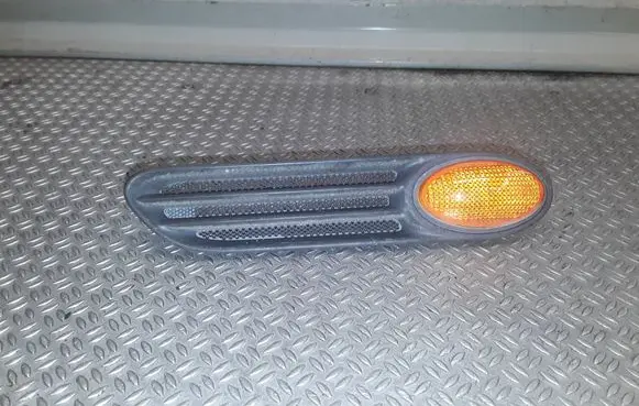 Mini One - Cooper R50 - 53 Front fender indicator light 1503561