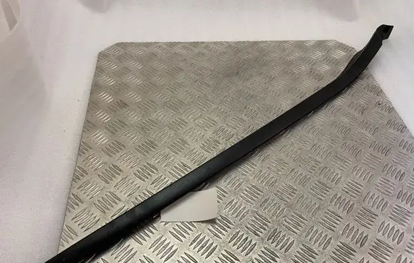 Lexus RX 450H Windshield trim 74R