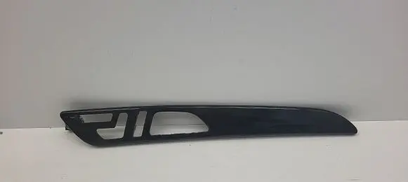 Mercedes-Benz GLS X166 Front door trim (molding) A1667203622