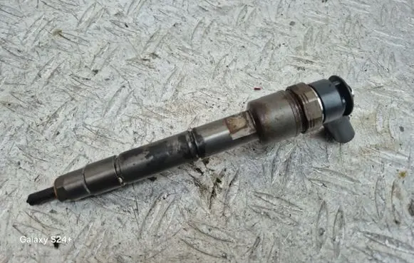 Mercedes-Benz A W169 Fuel injector 0445110378 A6400701287