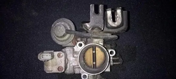 Toyota Camry Throttle valve