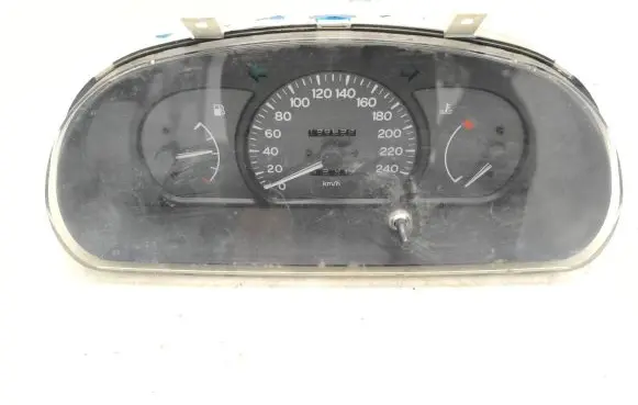 Mitsubishi Colt Speedometer (instrument cluster) MR168064 777850