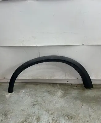 Volvo XC90 Front arch trim 30655181