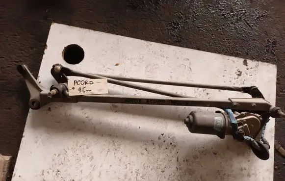 Honda Accord Front wiper linkage 