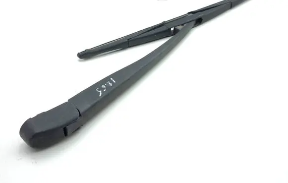 Nissan Leaf II (ZE1) Rear wiper blade arm 