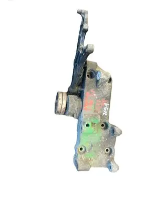 Volvo S40, V40 Engine mounting bracket 9146253