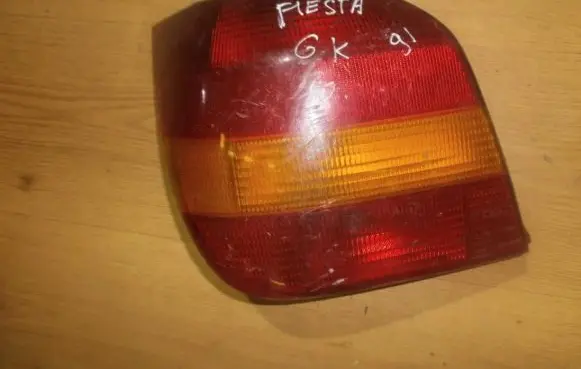 Ford Fiesta Rear/tail lights 89fg13a603aa