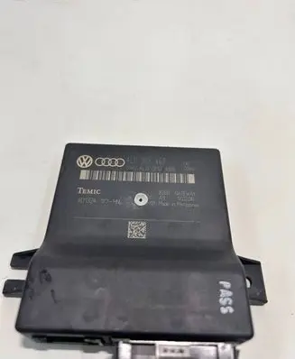 Audi Q7 4L Gateway control module 4L0907468 4L0910468