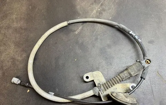 Jeep Grand Cherokee Gear shift cable linkage 68144637AC 90787K