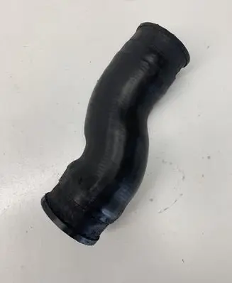 Audi A4 S4 B6 8E 8H Intercooler hose/pipe 8E0145834G