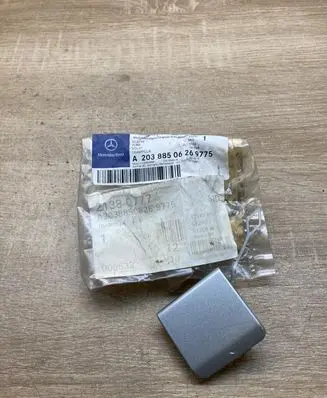 Mercedes-Benz C W203 Front tow hook cap/cover A2038850626