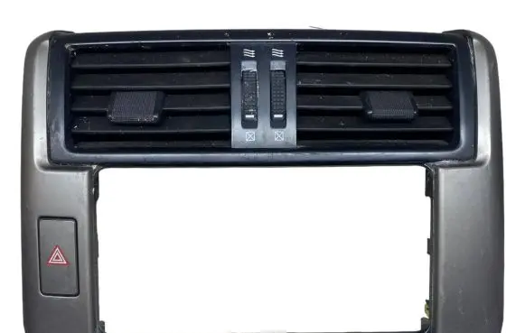 Toyota Land Cruiser (J150) Dash center air vent grill 6554230062 6556440220 5542260130