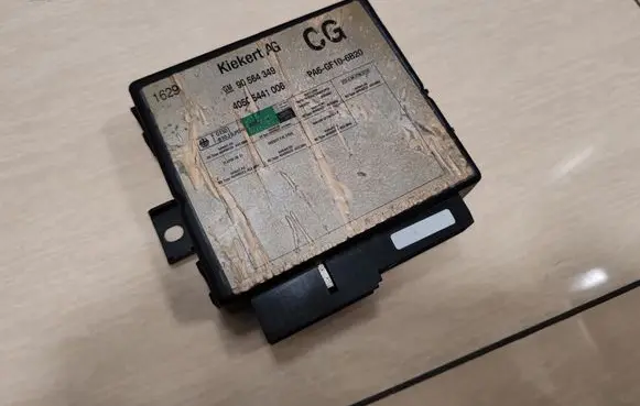 Opel Vectra B Comfort/convenience module 90564349 40505441006