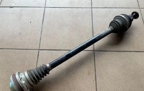 Audi A7 S7 4G Rear driveshaft 8R0501203C