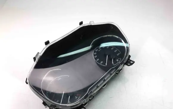 Speedometer (instrument cluster)