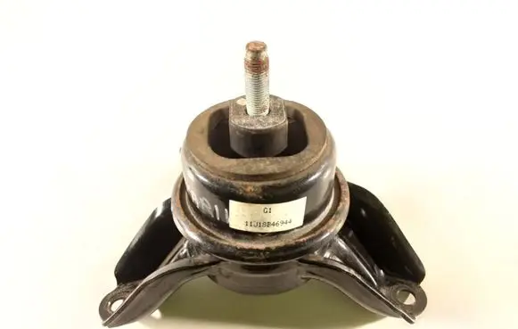 Hyundai ix35 Engine mount bracket 11J18B46944