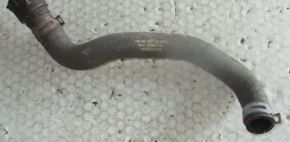 Volkswagen Transporter - Caravelle T6 Engine coolant pipe/hose 7E0121073L