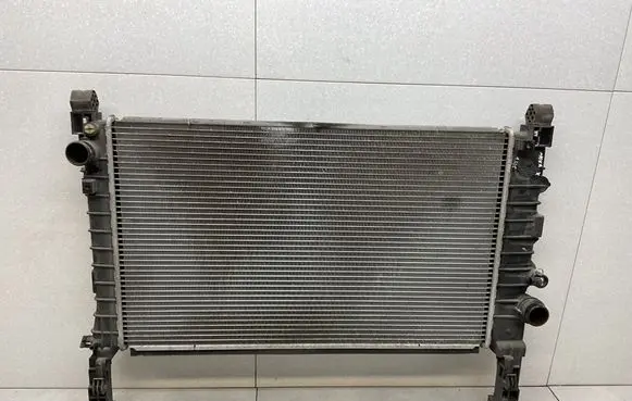 Opel Mokka X Coolant radiator 95298554