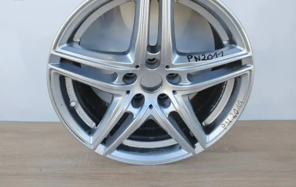 Mercedes-Benz E W211 R17 alloy rim KBA51525
