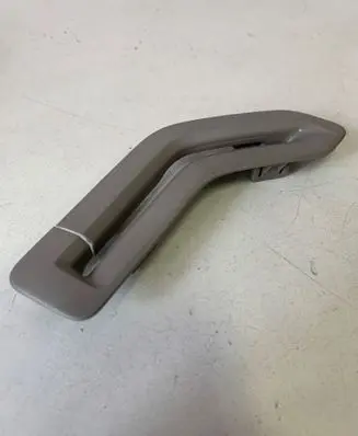 Volvo V50 Seat belt trim 31250174