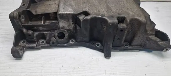 Opel Insignia A Oil sump 55563939