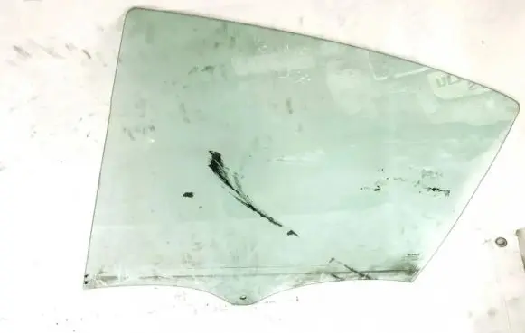 Renault Megane II Rear door window glass