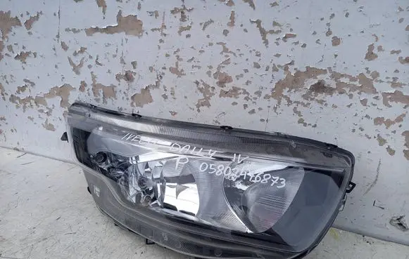 Iveco Daily 6th gen Headlight/headlamp 05802476873