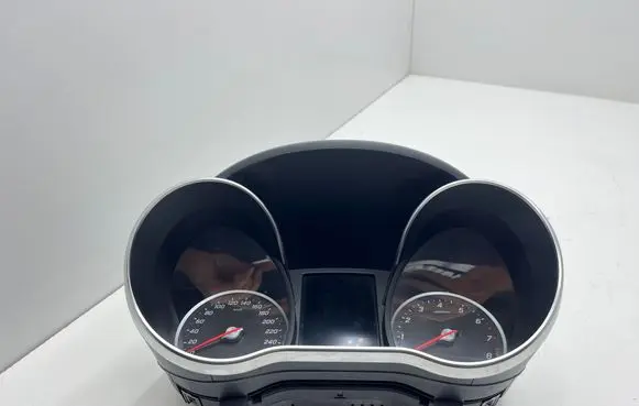 Mercedes-Benz C W205 Speedometer (instrument cluster) A2059015421 A2059000447 A2C13784004
