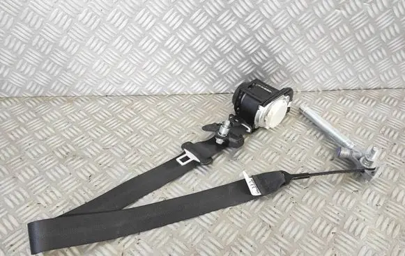 Mitsubishi Space Star Front seatbelt
