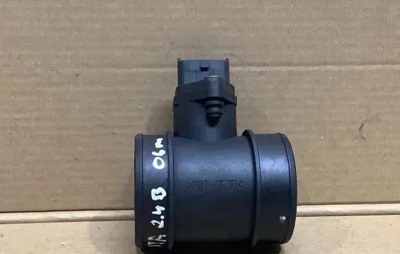 Hyundai Santa Fe Mass air flow meter 2816438210 0280218111