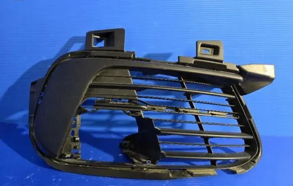 Peugeot 308 Front bumper lower grill AA38255582