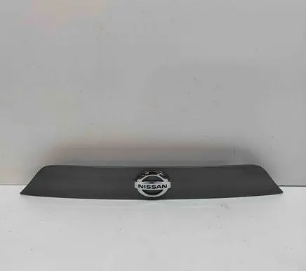 Nissan Qashqai Trunk door license plate light bar 908104ETXX 908104EUXX