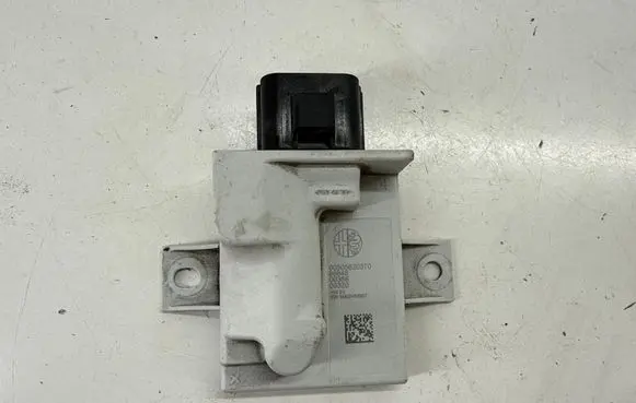 Alfa Romeo Stelvio Fuel injection pump control unit/module 00505620370