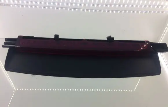 Audi A6 S6 C6 4F Third/center stoplight 4F594597