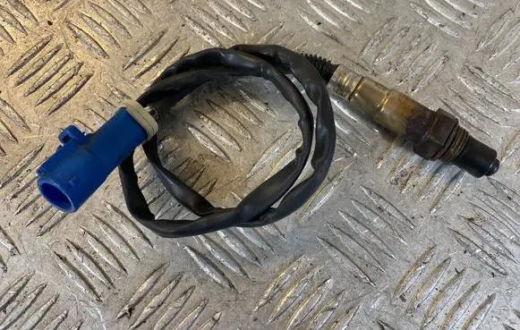Ford Focus Lambda probe sensor CV619G444CA 0258010243